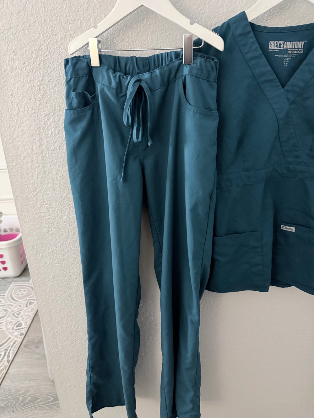 Grey's Anatomy Teal Straight Scrub Pants and Top XS/XXS